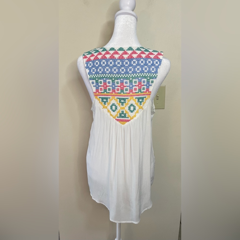Lovestitch Women’s Bohemian Embroidery Tank Top V- Neck Size Medium. NWT - Picture 13 of 17